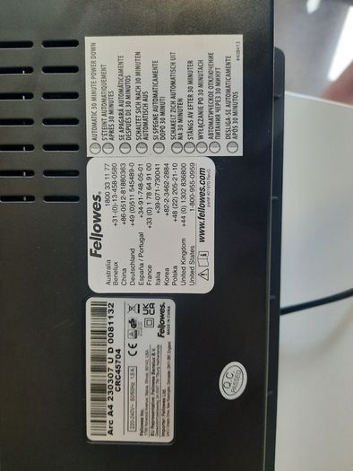 Fellowes A4 Laminator plus pack of sheets