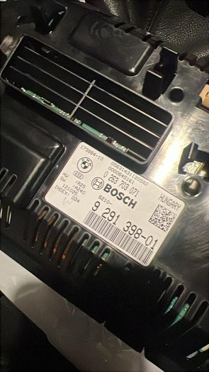 BMW F10 520d 6WA Semi digital cluster