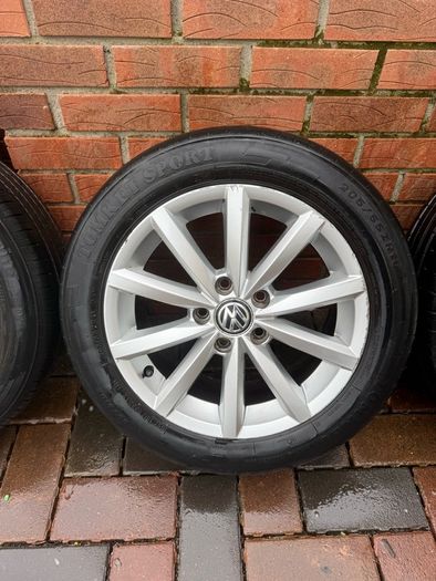 Alloys VW Golf Highline model 205/55/16 5x112