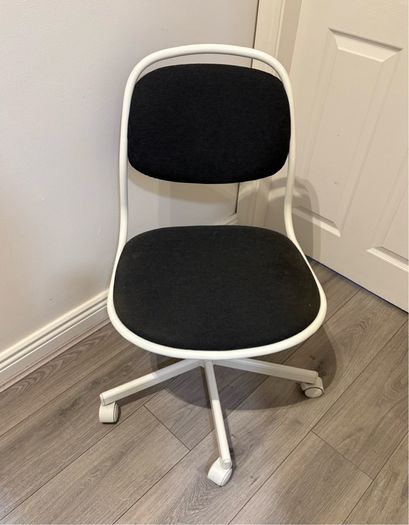 computer swivel chair