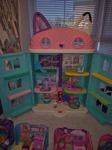 Gabbys Dollhouse Collection