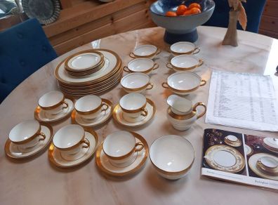 Minton 34 piece Buckingham set, no damage, D18