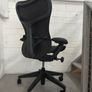 Herman Miller Mirra 2 Butterfly Grade A / Near-New Condition Image 9