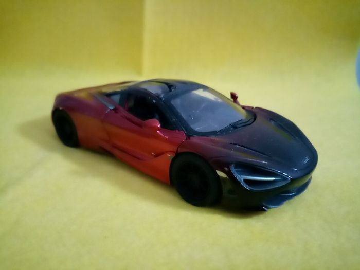 Maclaren 720S KT5403 Scale 1/36 Kinsmart car