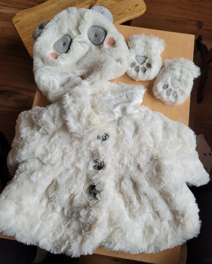 Gorgous furry Winter jacket for baby 0-3