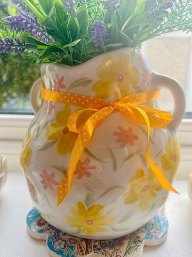 Beautiful Ceramic Vase & 2 Ceramic Candle Holders.
