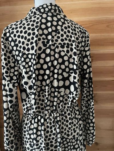 dress River Island long sleeve wrap effect off white and black dots pattern size 38