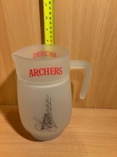 Pub jug Archers