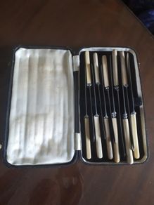 Set of 11 knives in box
