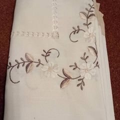 Table cloth