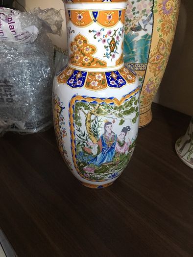 chinese vase