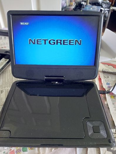5 Portable DVD Players, all working, but no charges for them, all in very good condition