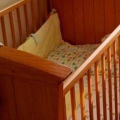 Cot bed