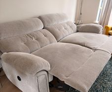 Recliner sofa