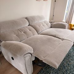Recliner sofa