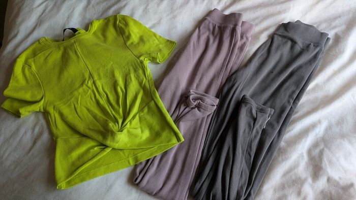 Bundle of clothes age 10 or XS
