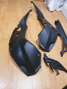 BMW S1000RR fuel tank fairing trim
