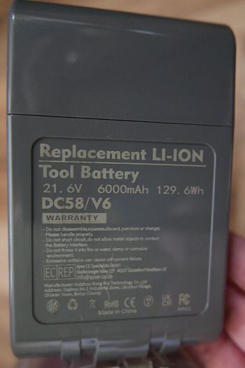 Dyson V6 Absolute NEW BATTERY works well