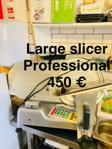 Meat and salami slicer professional for home or restaurant use