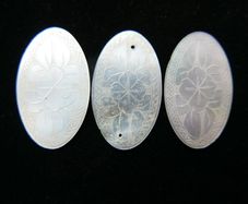 Antique 18th Century Chinese Mother Of Pearl Gaming Counters