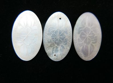 Antique 18th Century Chinese Mother Of Pearl Gaming Counters