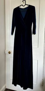 Folkster Loni full length midnight blue v-neck evening occasion Loni gown Size XS