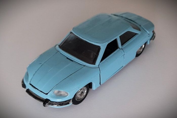 Diecast Vintage Solido Panhard 24 BT - Good Original Condition/No Box