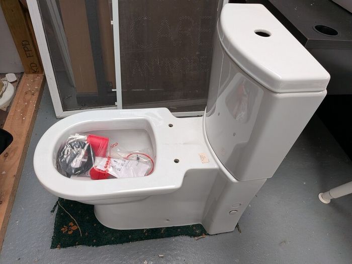 Fully Back to Wall Toilet & Fittings + Seat