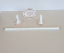 Hadida floral soap dish and towel rail bone china