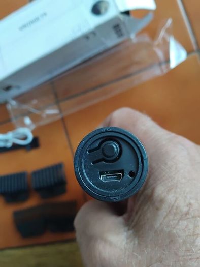 new BUDDHA HANDLE hair/beard trimmer. rechargeable