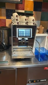 Thermoplan Black&White 3 coffee machine