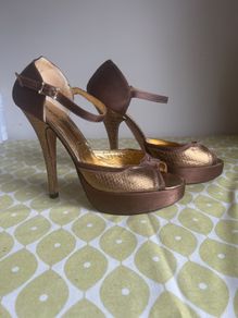Vintage Terry de Havilland Bronze Stilettos Size 39
