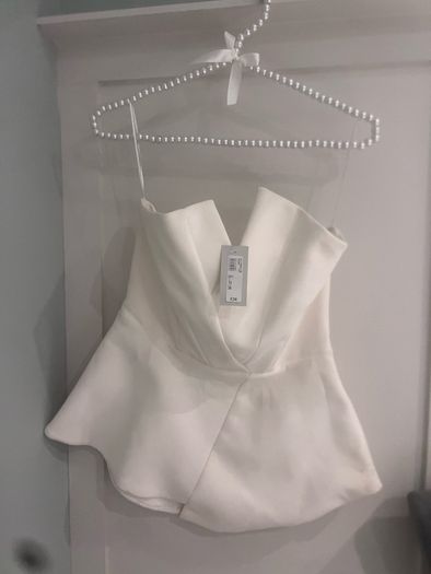 Beautiful Ivory Top BNWT River Island