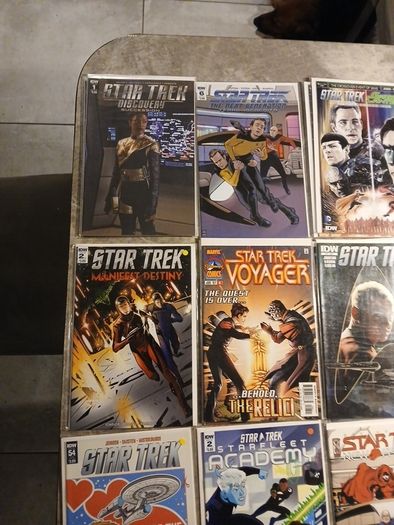 Star Trek comic bundle/joblot of 23 comics Free shipping