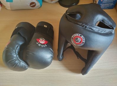 Martial Arts Headguard (Youth) and Gloves (Small)