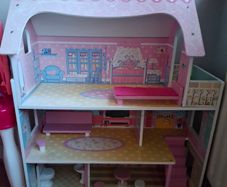 Doll house