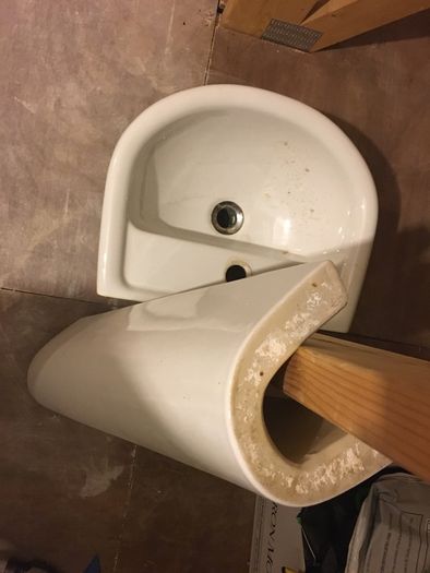 Basin / Pedestal