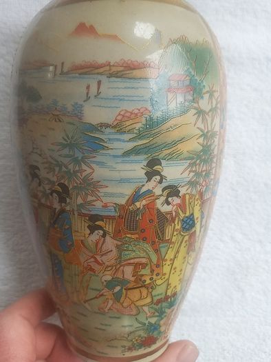 Japanese Satsuma vase