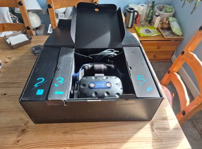 HTC Vive Pro 2 Full Kit