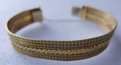 Vintage 1970's 18ct Gold Plated  Mesh Bracelet Textured Stripe Design