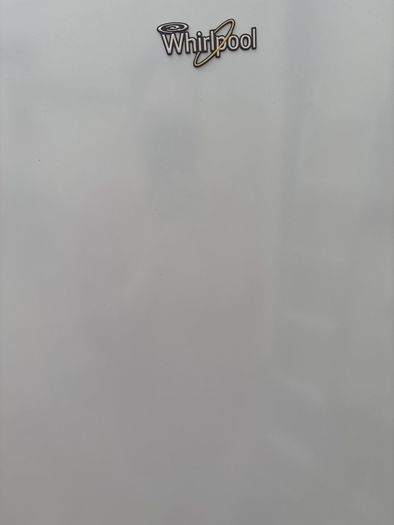 FREE White Whirlpool 50/50 Fridge Freezer - Needs New Seal