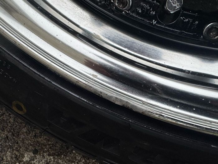 18 inch SSR Professor MS1 split wheels.