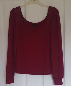 Ladies  long sleeve top