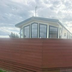 Willerby Aspen Mobile home with Decking & Shed