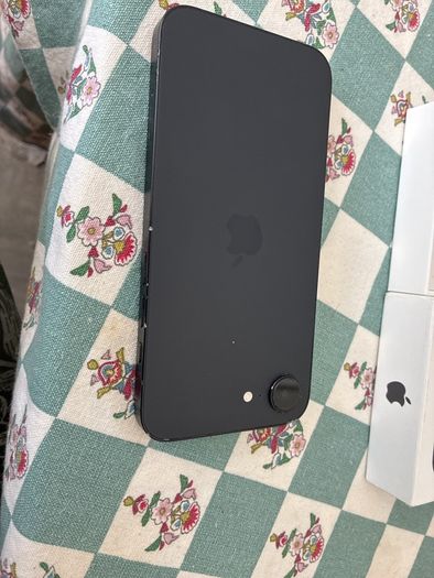 iPhone 16e 128g unlocked