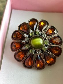 vintage floral brooch