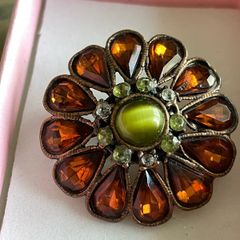 vintage floral brooch