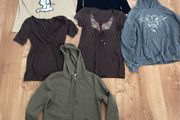 clothes size S