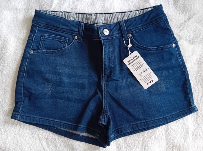 Fitz (Jako-O) Denim Shorts Size 182 BNWT