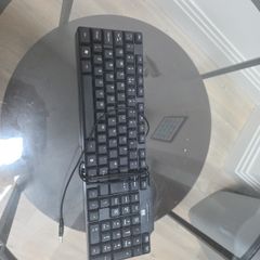 Wired keyboard and wireless mouse